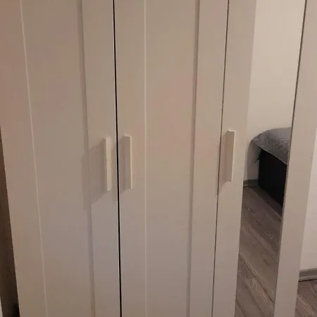 City-apartment In Krefeld, Kueche, Naehe Duesseldorf Messe Apartament Krefeld