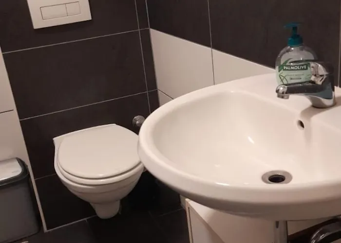 City-apartment In Krefeld, Kueche, Naehe Duesseldorf Messe Διαμέρισμα