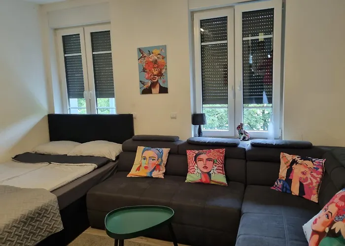 City-apartment In Krefeld, Kueche, Naehe Duesseldorf Messe Κρέφελντ